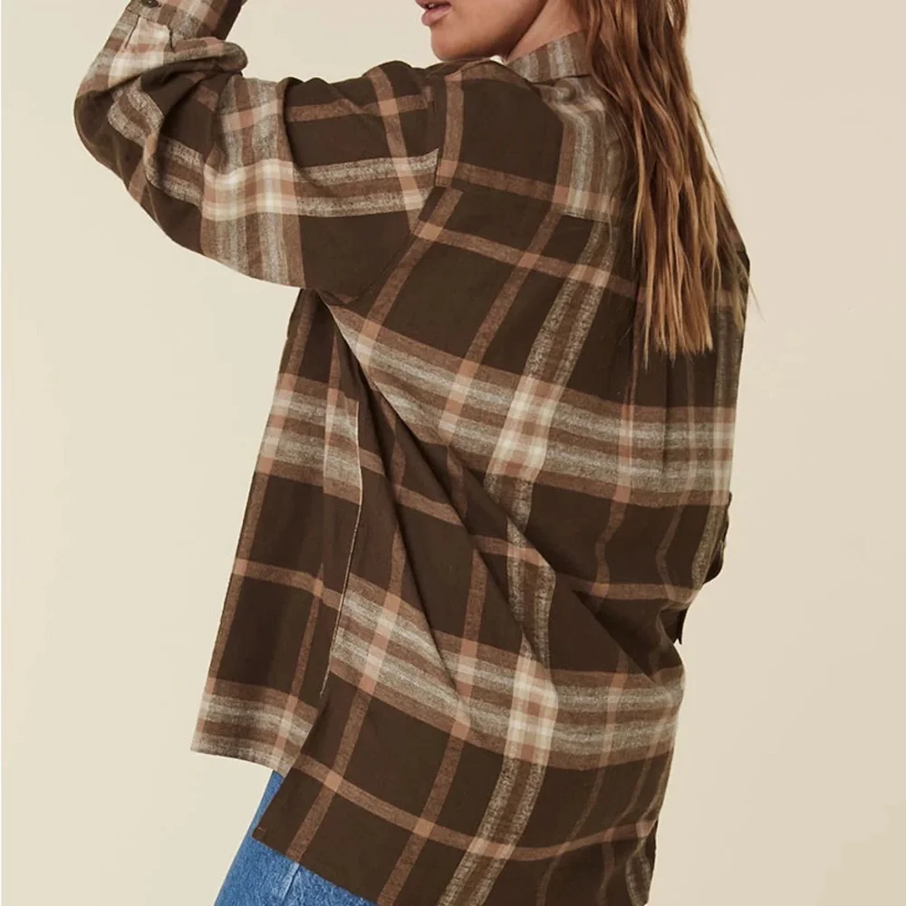 Spell Basecamp Flannel - Picture 3 of 16